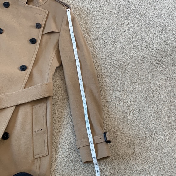 Burberry Wool Blend coat - Picture 9 of 14